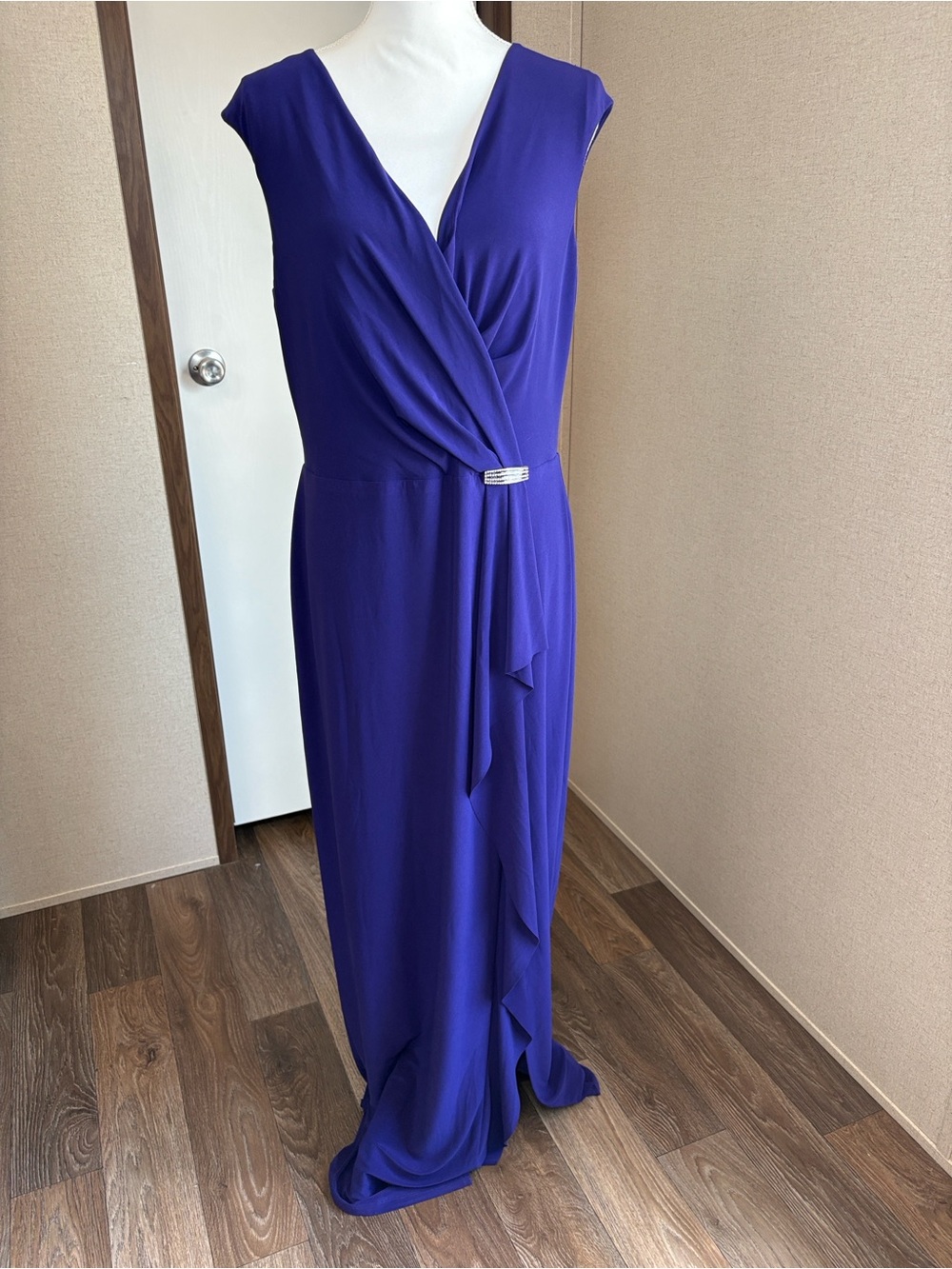 Lauren Ralph Lauren Women Purple Maxi Gown 14 Rhinestone Ruffle NWT Formal Gala